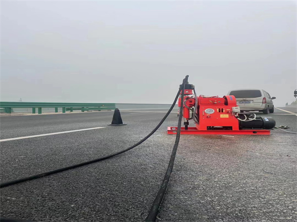 惠水马路路基路面开裂下沉注浆加固灌浆